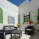 Terrace Hostel *
